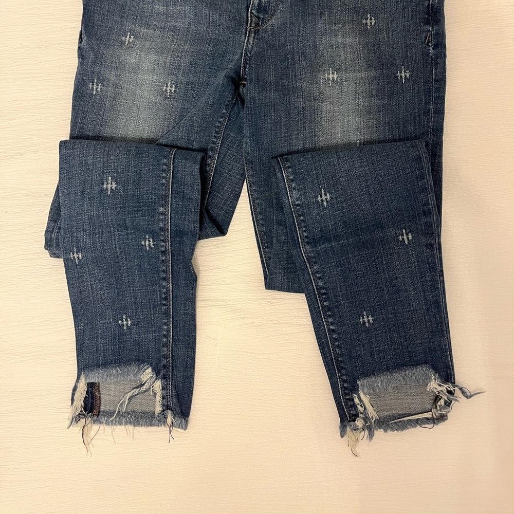 Express Jeans - Picture 3 of 3